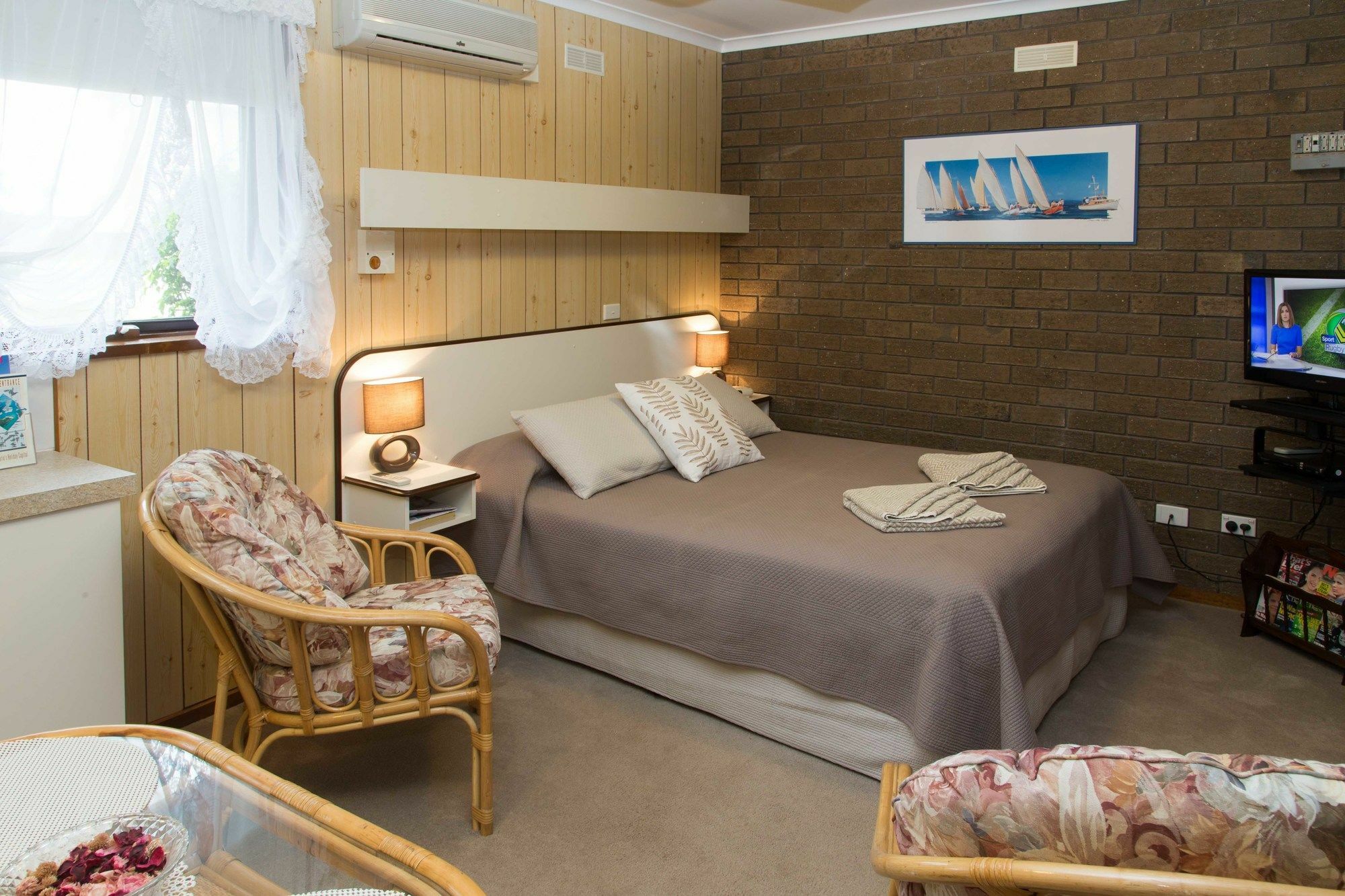 לייקס אינטרנס Sandpiper Holiday Apartments מראה חיצוני תמונה